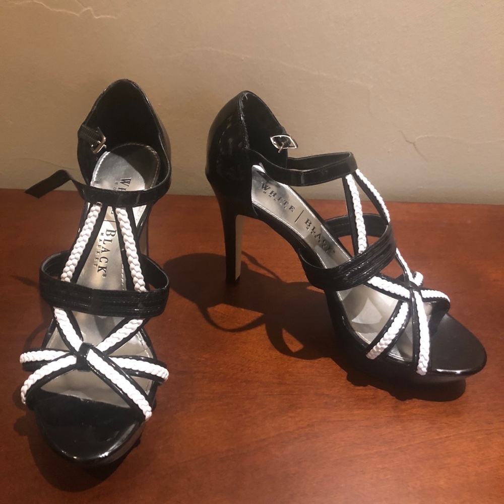 Heels - Size 7 (Perfect Condition)